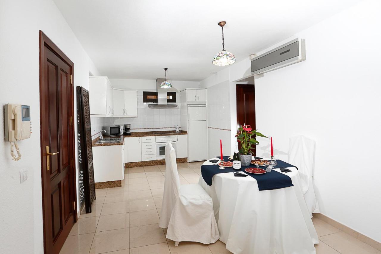 Apartamento Frente Al Puerto De Candelaria A 20 Metros De La Playa. Kültér fotó