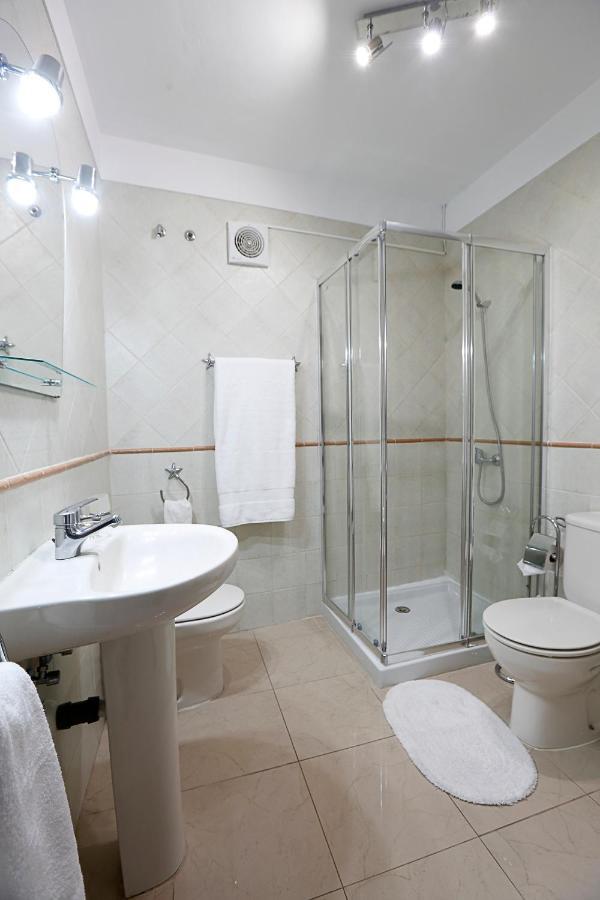 Apartamento Frente Al Puerto De Candelaria A 20 Metros De La Playa. Kültér fotó