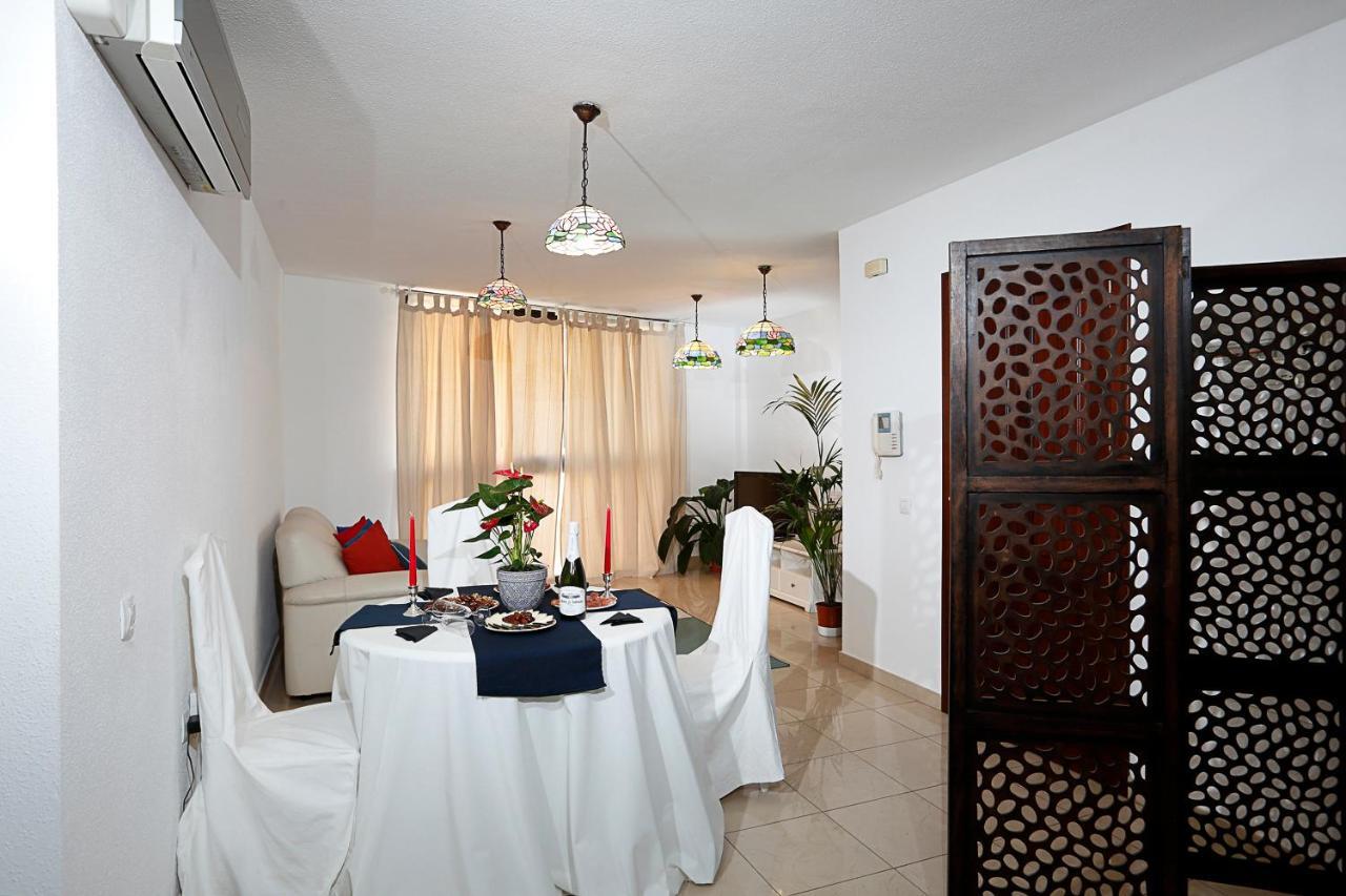Apartamento Frente Al Puerto De Candelaria A 20 Metros De La Playa. Kültér fotó