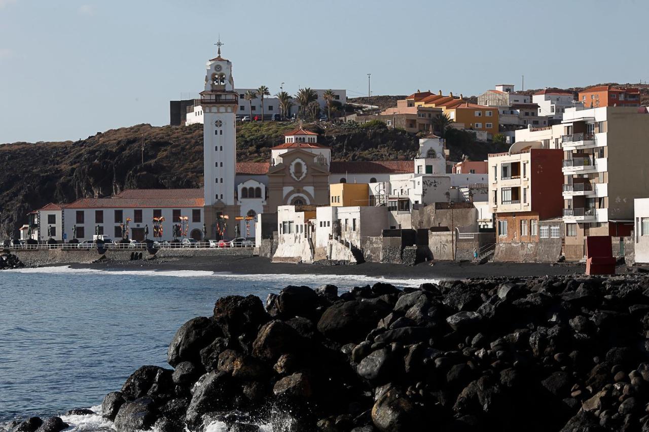 Apartamento Frente Al Puerto De Candelaria A 20 Metros De La Playa. Kültér fotó